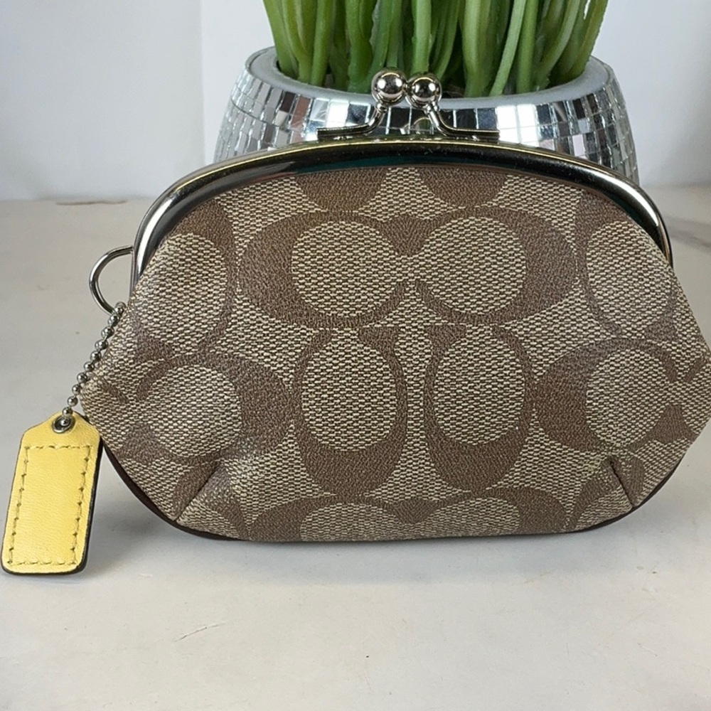 COACH SIGNATURE‎ LEGACY STRIPE KISSLOCK COIN PURSE KHAKI BROWN CANVAS HANGTAG - Picture 5 of 9